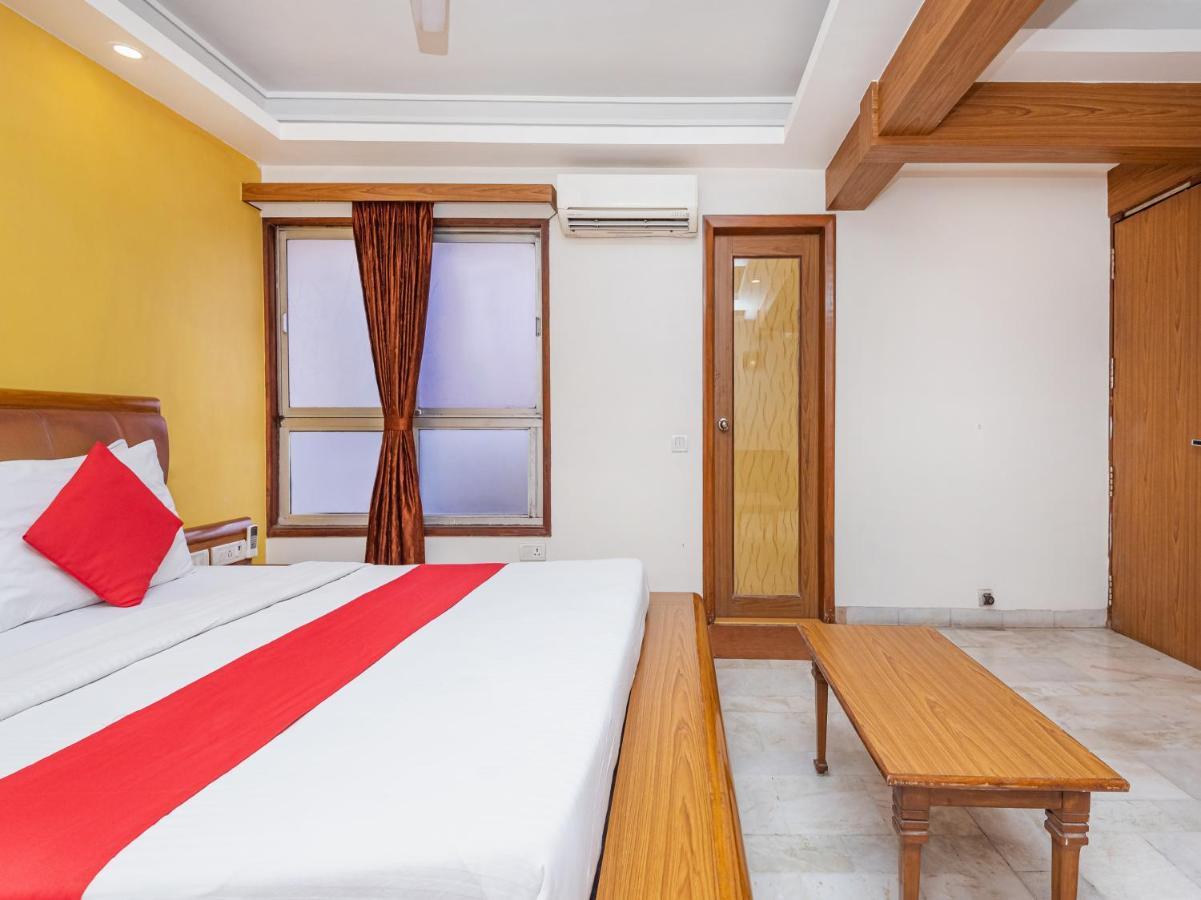 Hotel Balwas Súrat Exteriér fotografie